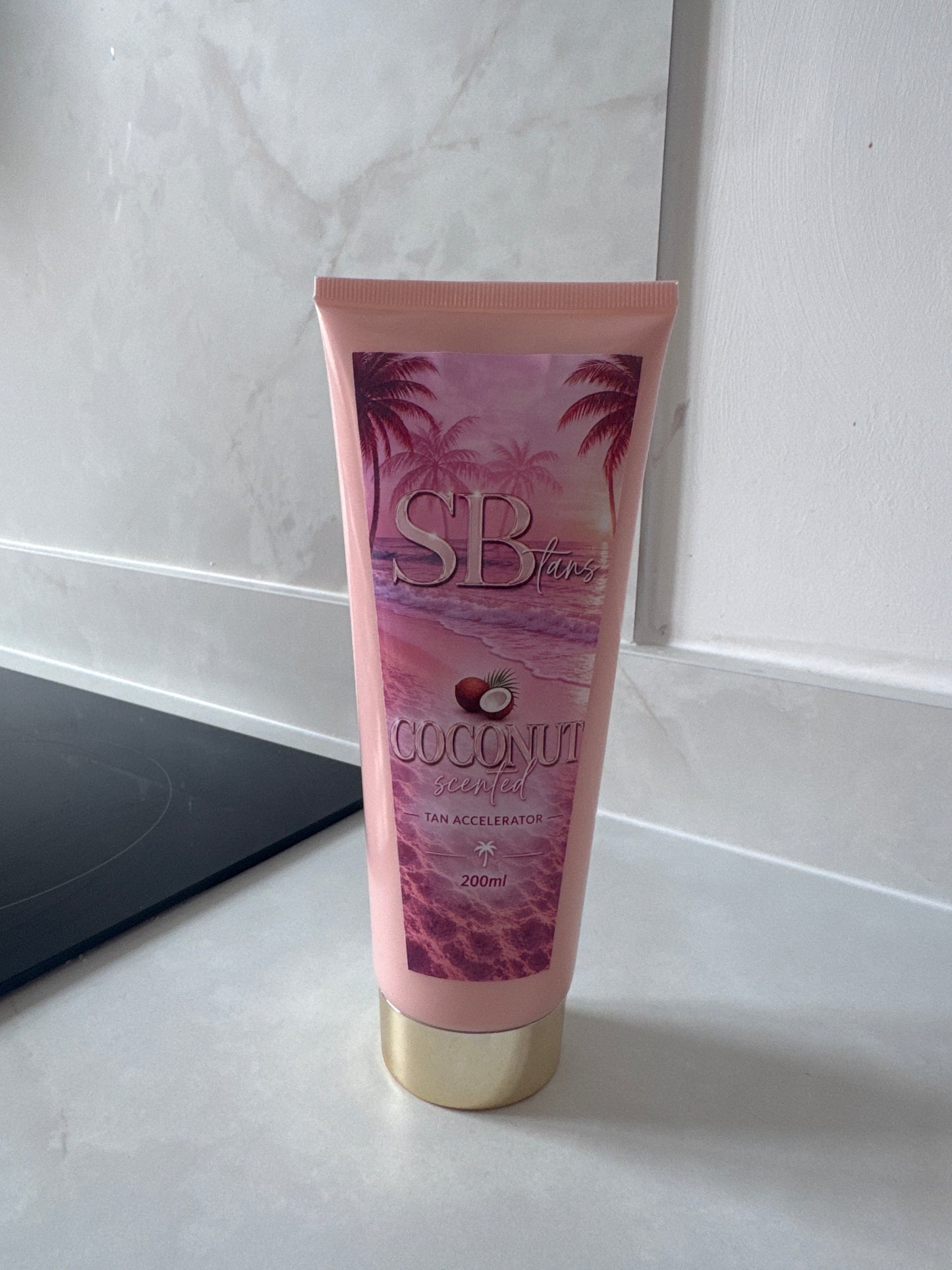 Tanning accelerator